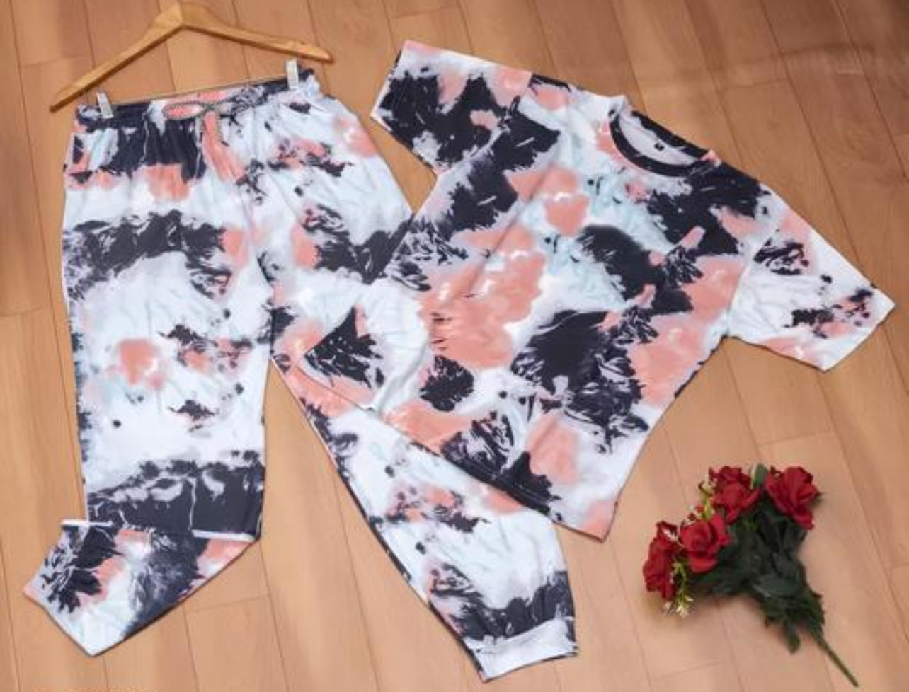 Women’s Tie-Dye Co-ord Set – Soft Cotton Lounge Wear with Round Neck T-Shirt and Relaxed Fit Pajama Pants – Trendy Homewear or Casual Set